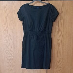 GAP Classic Black Short-Sleeve Dress
